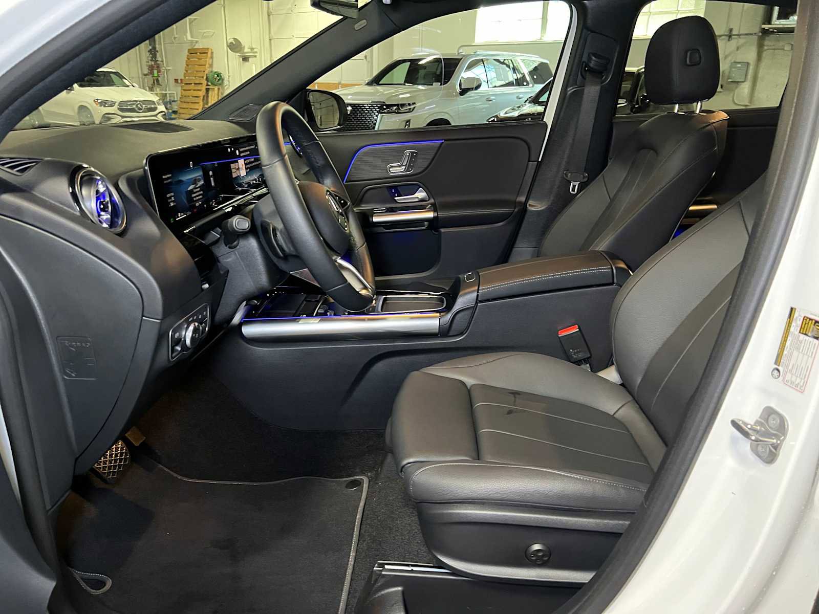 Used 2025 Mercedes-Benz GLA 250 4MATIC image 22