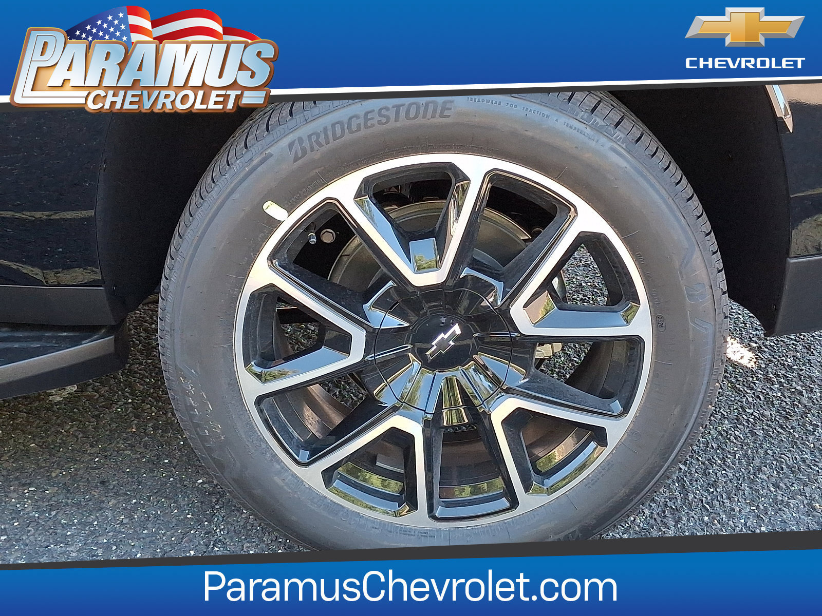 New 2026 Chevrolet Suburban RST w/ RST Capability Package AWD/4WD image 5