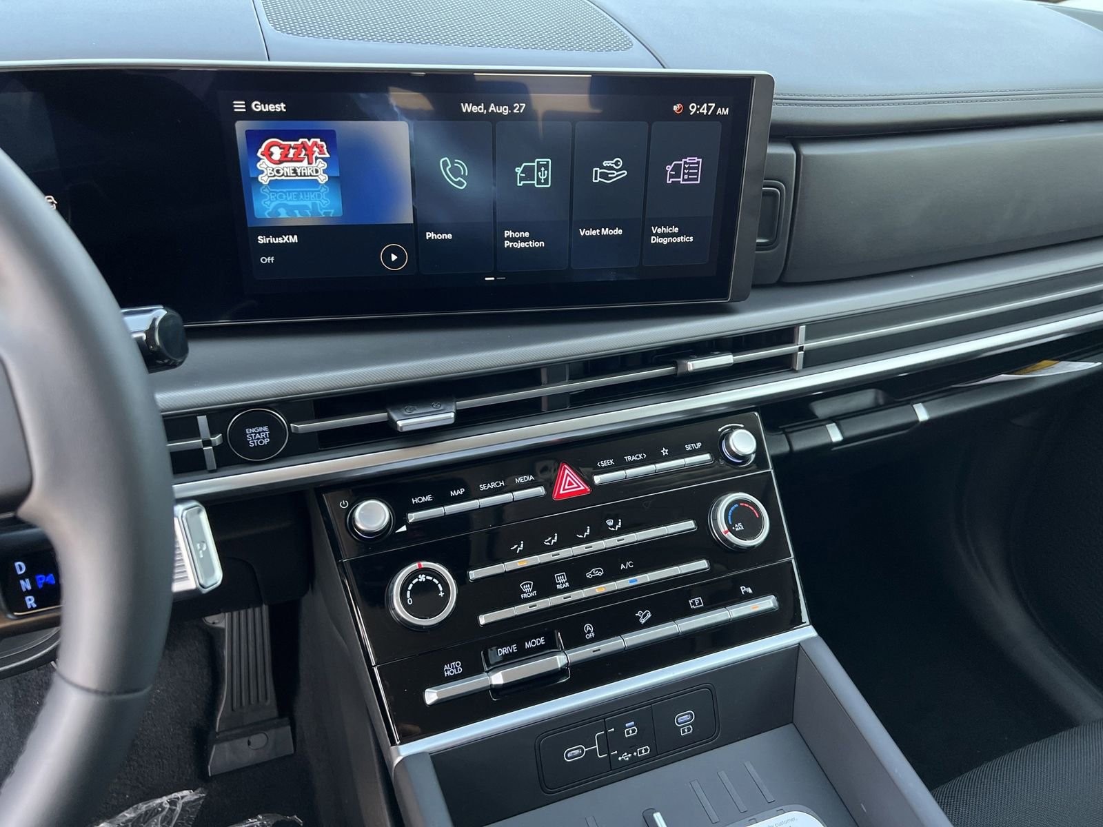 New 2026 Hyundai Santa Fe SE w/ Tow & Go Package FWD image 14