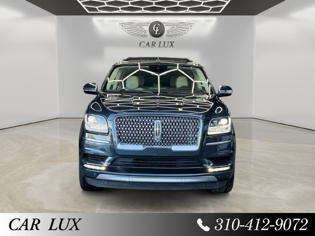 Used 2021 Lincoln Navigator Black Label w/ Cargo Convenience Package AWD/4WD image 8