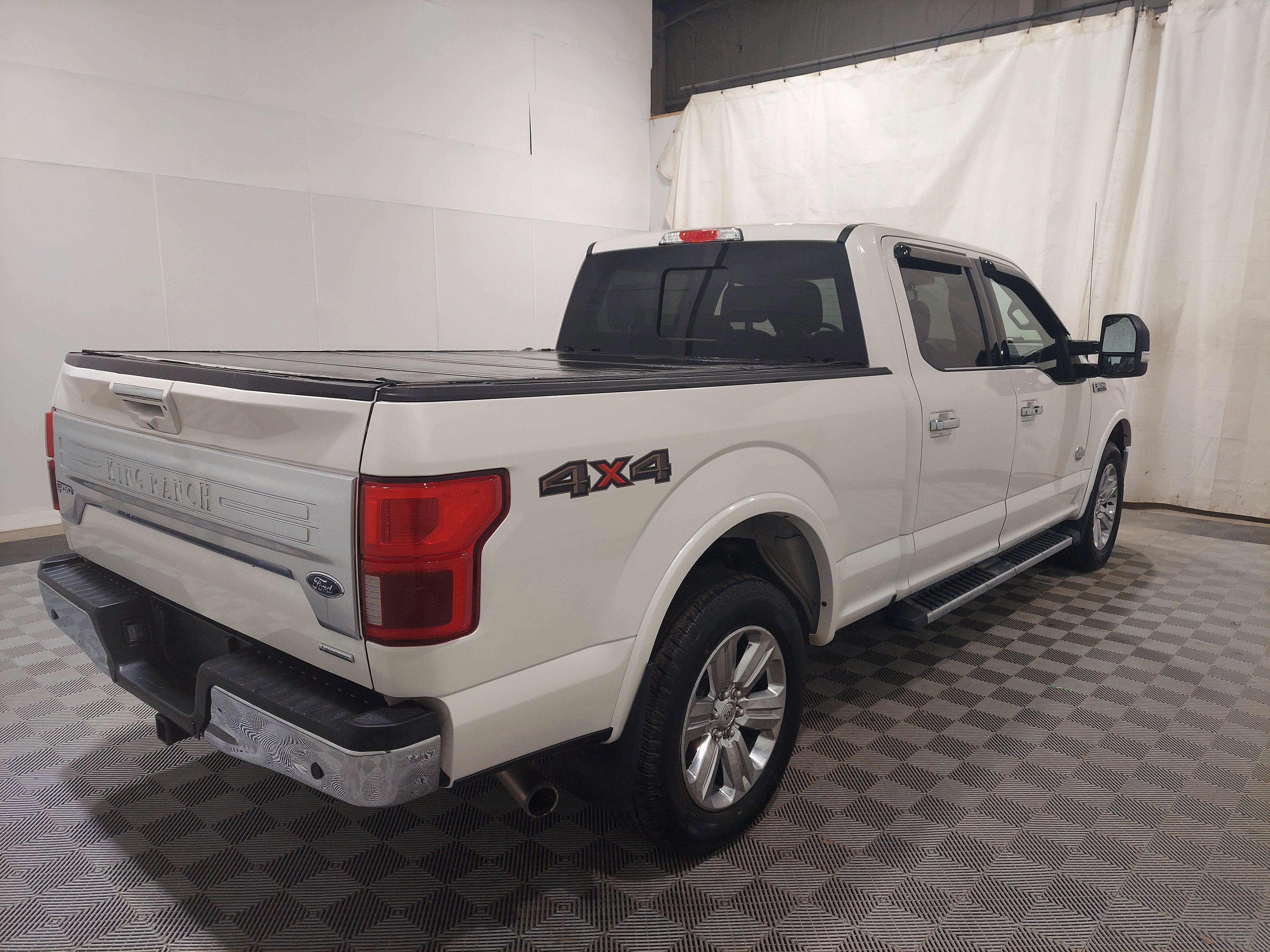 Used 2019 Ford F150 King Ranch w/ Equipment Group 601A Luxury AWD/4WD image 3