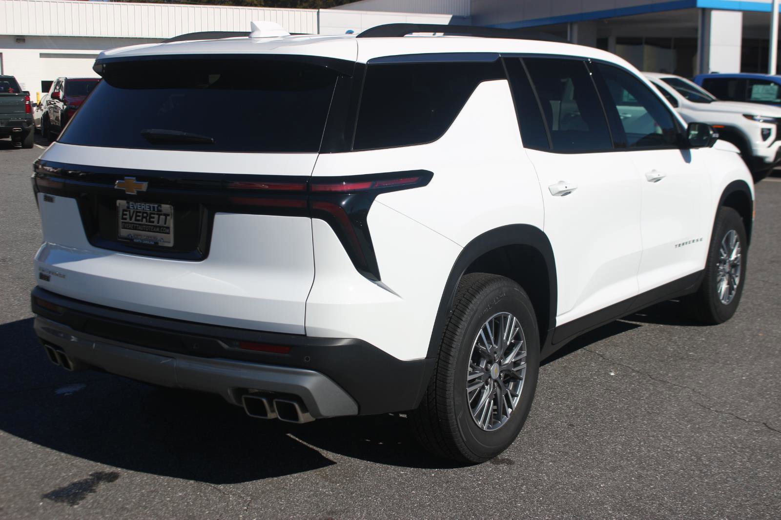 New 2025 Chevrolet Traverse LT w/ Driver Confidence Package image 7