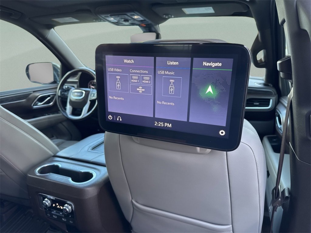 Used 2021 GMC Yukon SLT w/ SLT Luxury Plus Package image 36