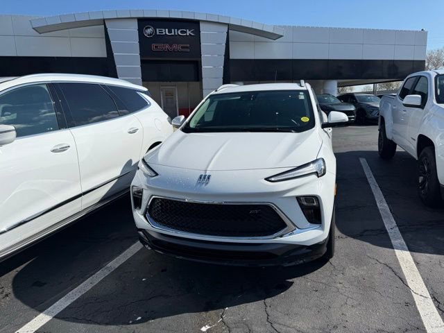 Certified 2024 Buick Encore GX Sport Touring image 4