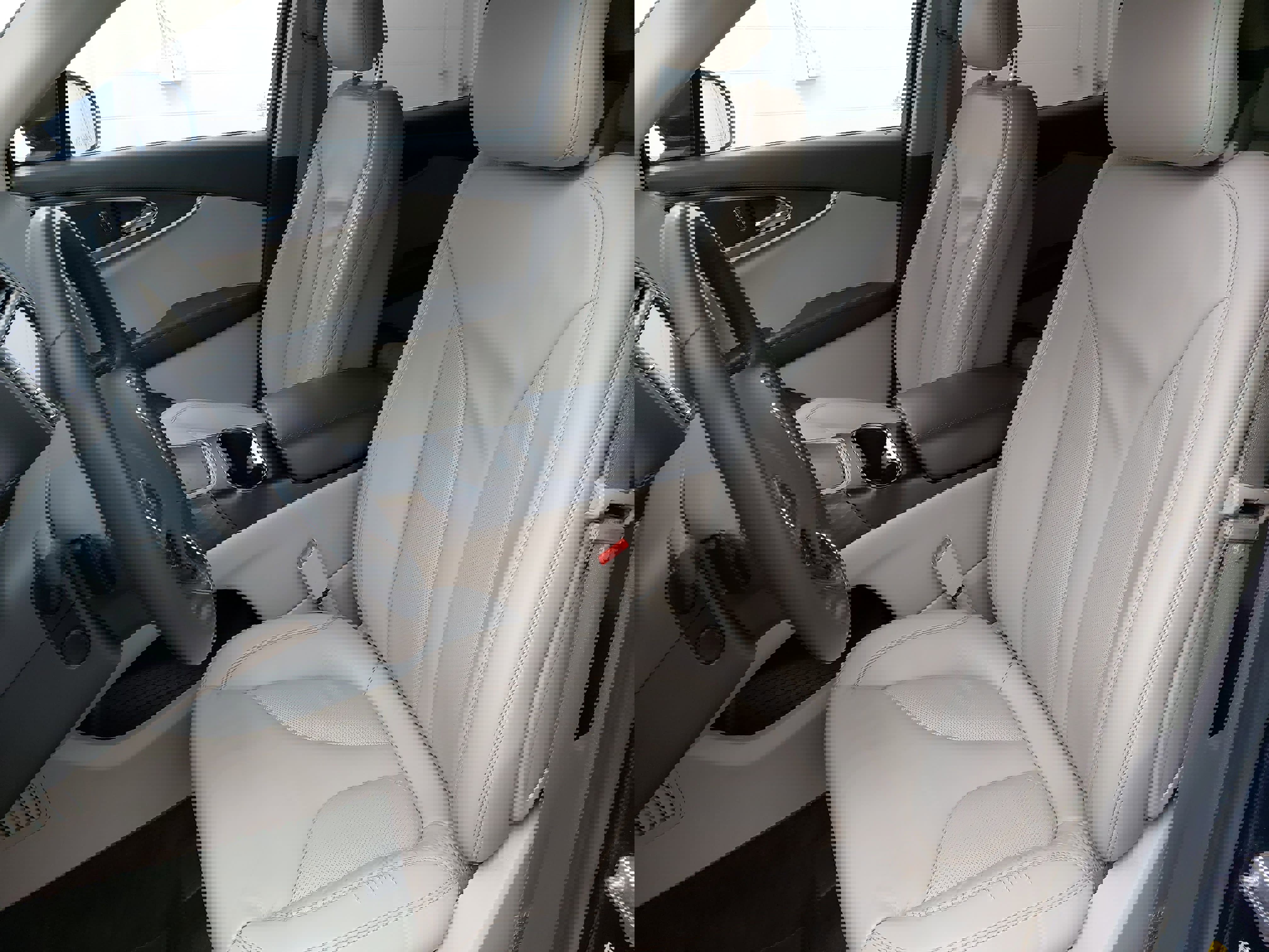 Used 2017 Lincoln MKX Select w/ Select Plus Package image 17