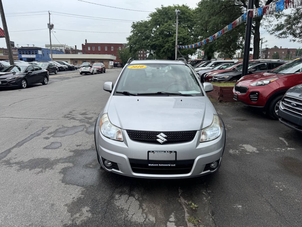 Used 2010 Suzuki SX4 AWD Hatchback image 2