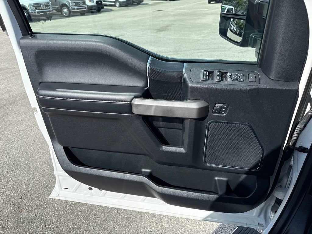 Used 2021 Ford F250 Platinum AWD/4WD image 14
