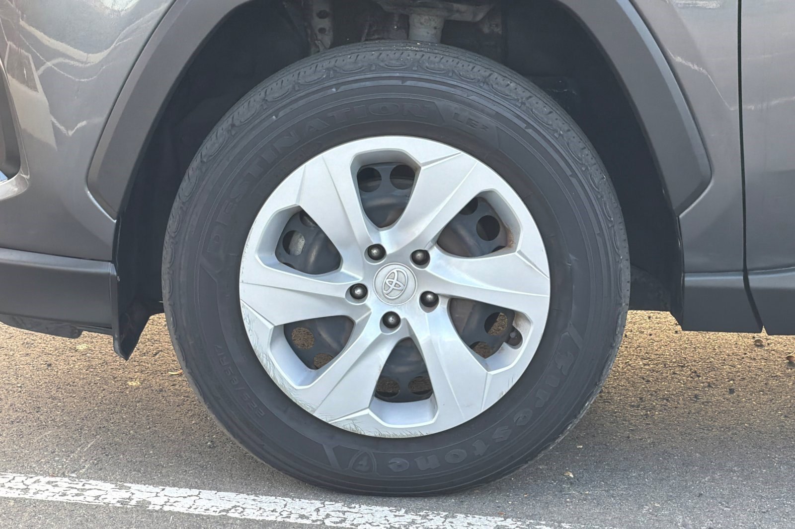 Used 2019 Toyota RAV4 LE image 36