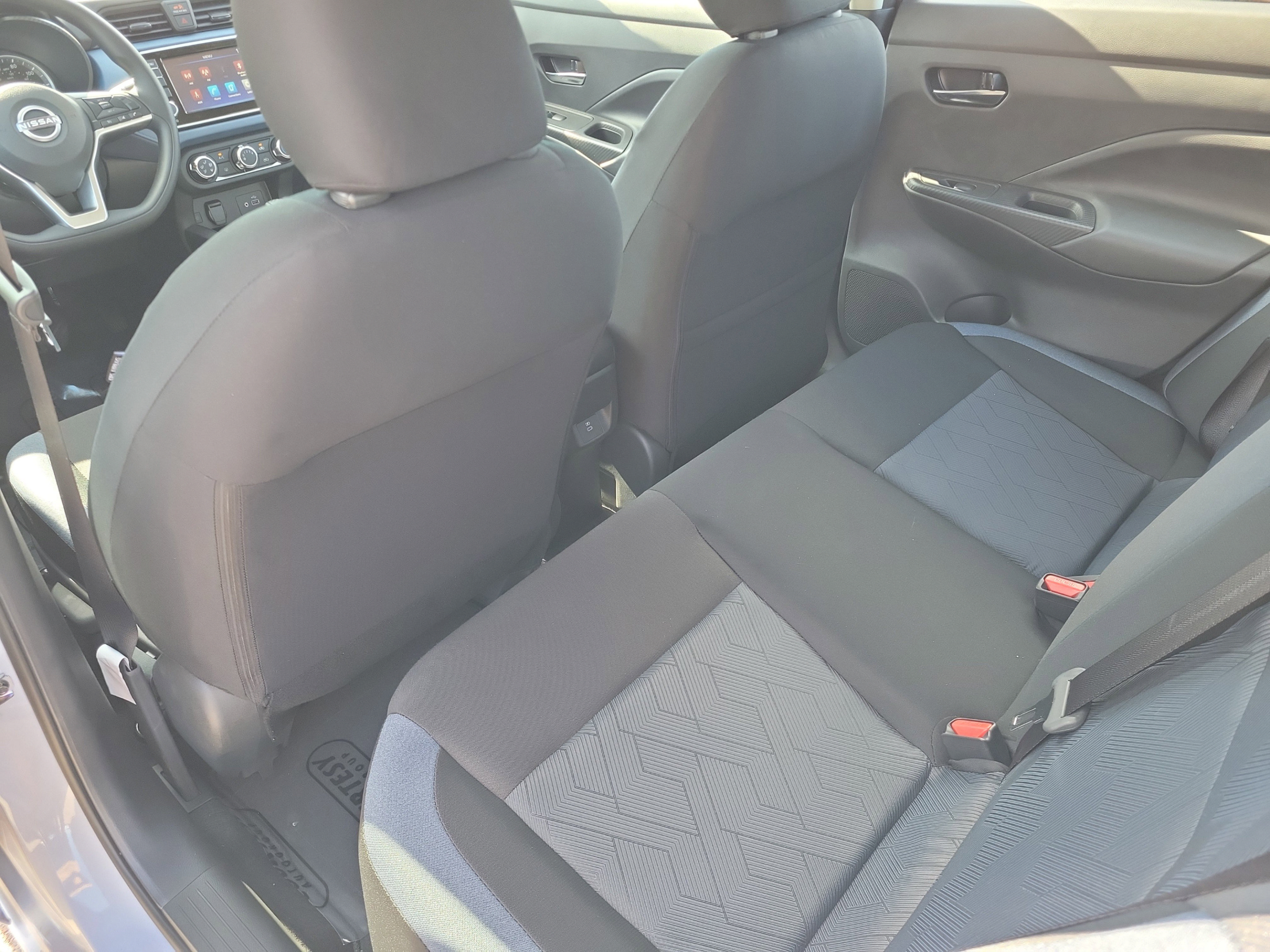 New 2025 Nissan Versa SV w/ Trunk Package FWD image 10
