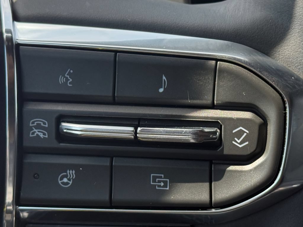 Used 2025 GMC Acadia Elevation FWD image 20
