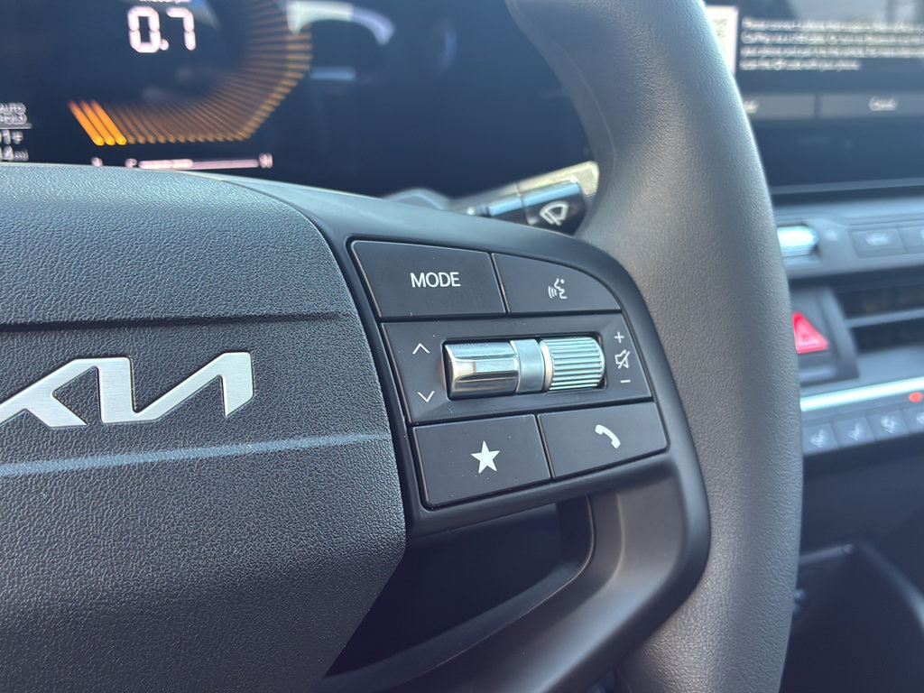 New 2026 Kia K4 FWD image 33