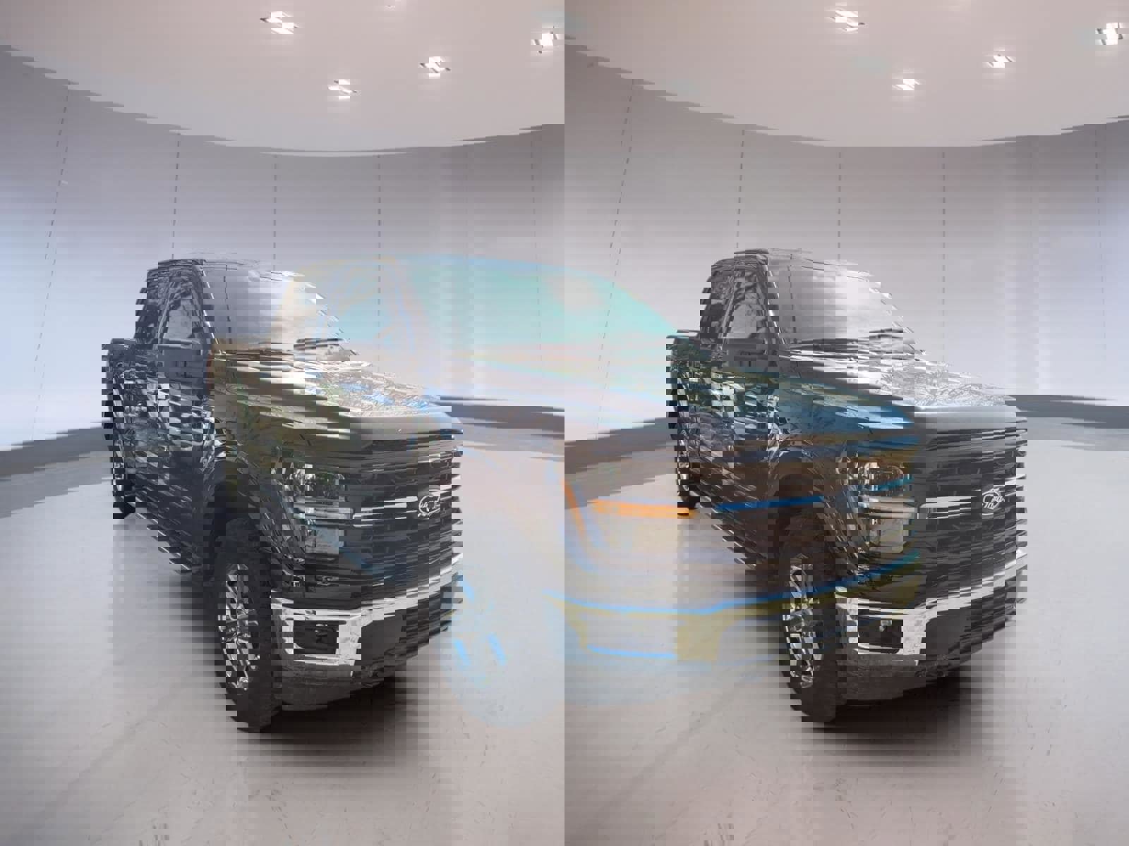 Used 2025 Ford F150 XLT w/ Equipment Group 301A Standard image 1