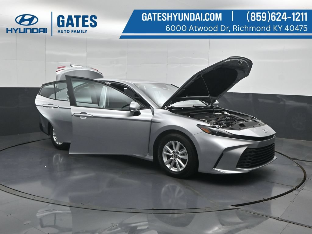 Used 2025 Toyota Camry LE FWD image 56