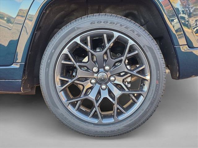 New 2027 Jeep Grand Cherokee Summit AWD/4WD image 10