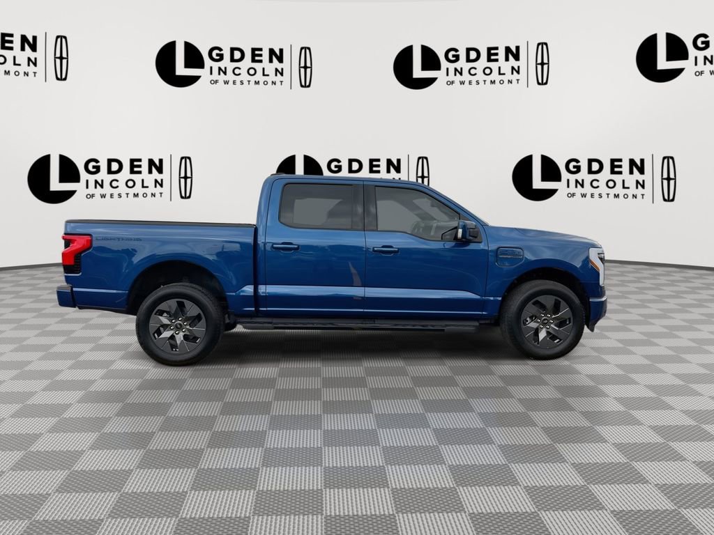 Used 2022 Ford F150 Lightning Lariat image 9