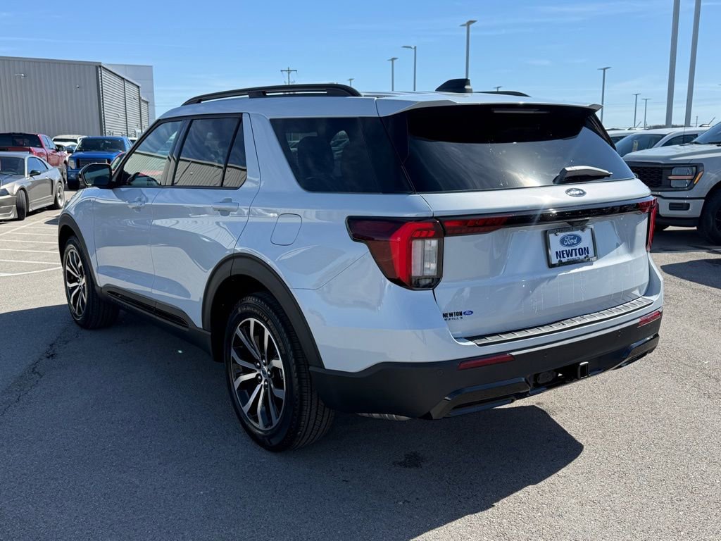 New 2026 Ford Explorer ST-Line image 37