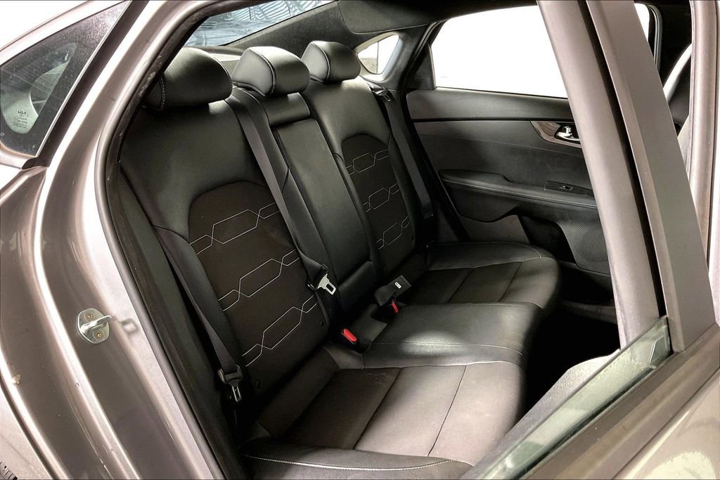 Used 2023 Kia Forte GT-Line w/ GT-Line Premium Package image 26