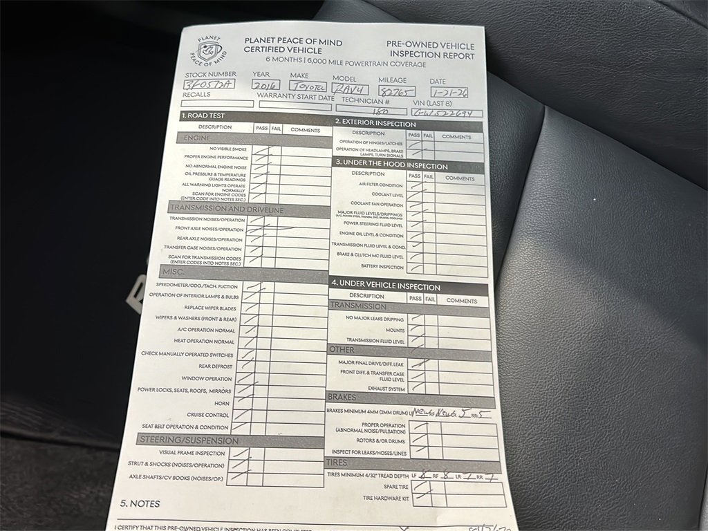 Used 2016 Toyota RAV4 SE image 29