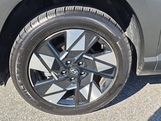 Used 2025 Hyundai Kona SEL FWD image 24