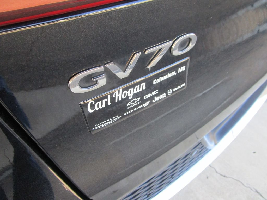 Used 2025 Genesis GV70 2.5T AWD/4WD image 12