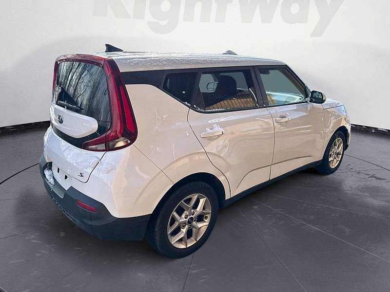 Used 2020 Kia Soul S FWD image 5