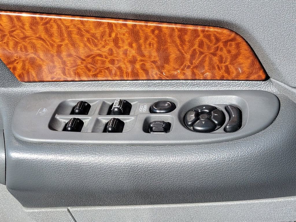 Used 2006 Dodge Ram 2500 Truck SLT w/ Quad Cab Big Horn Value Group image 11