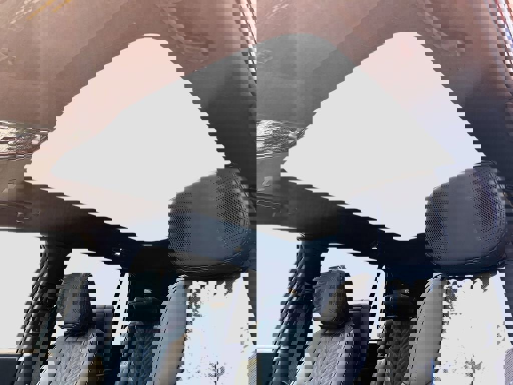 New 2025 Cadillac Escalade IQ Luxury 1 w/ Smart Trailering package AWD/4WD image 23