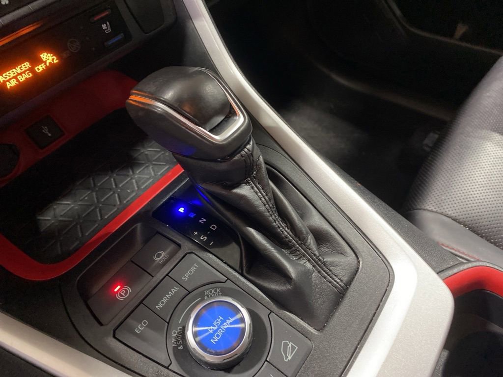 Used 2020 Toyota RAV4 TRD Off-Road image 25