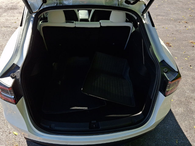 Used 2021 Tesla Model Y Long Range AWD/4WD image 44