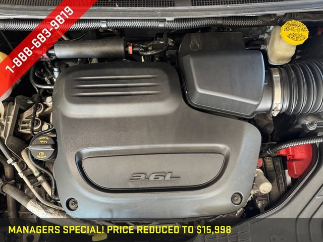 Used 2019 Chrysler Pacifica Touring-L FWD image 8