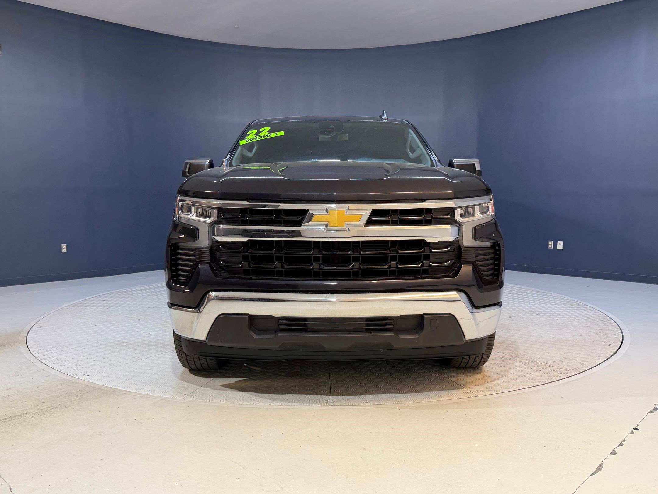 Used 2022 Chevrolet Silverado 1500 LT RWD image 6