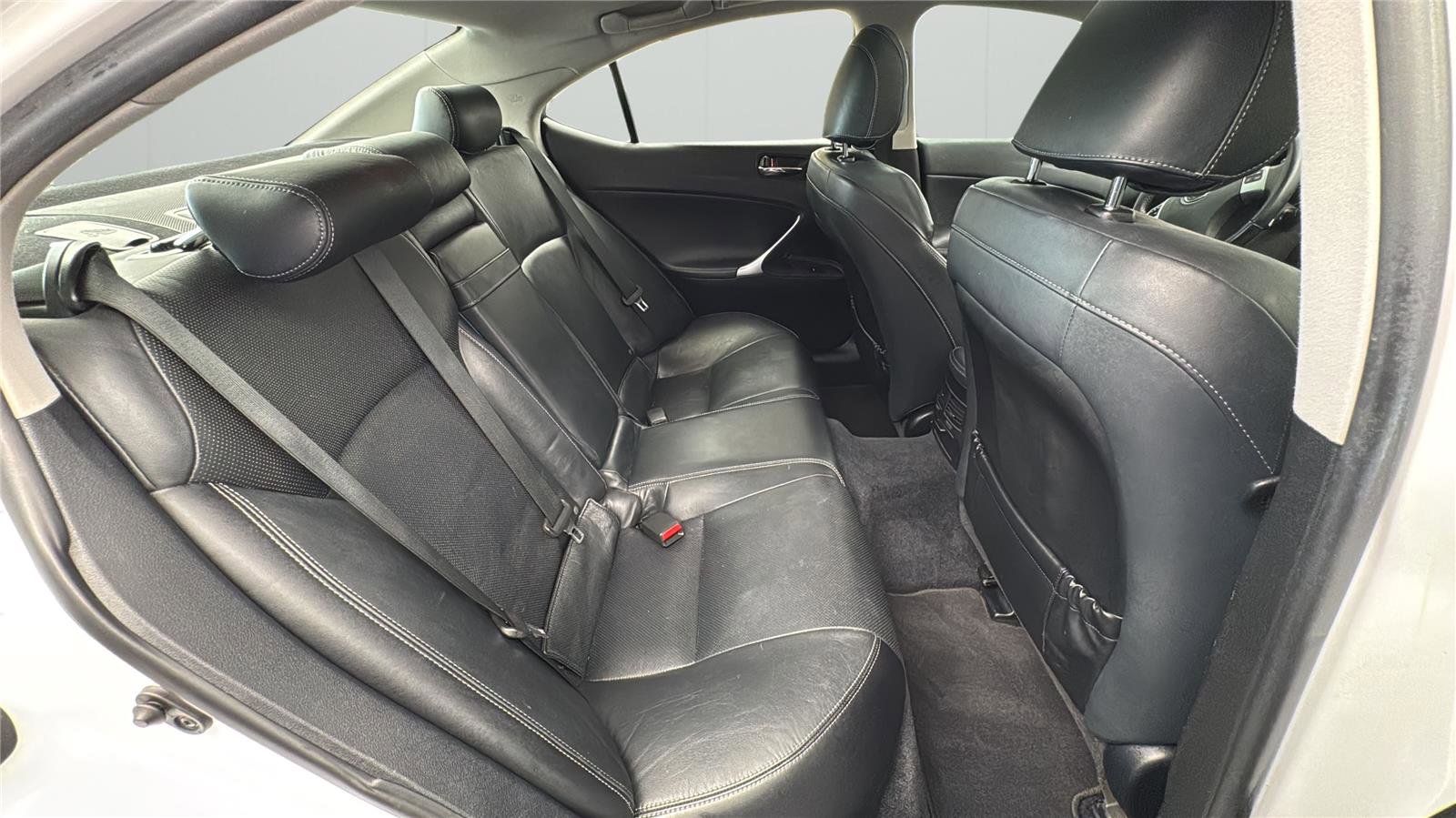 Used 2011 Lexus IS 250 w/ Premium Pkg Value Edition image 20