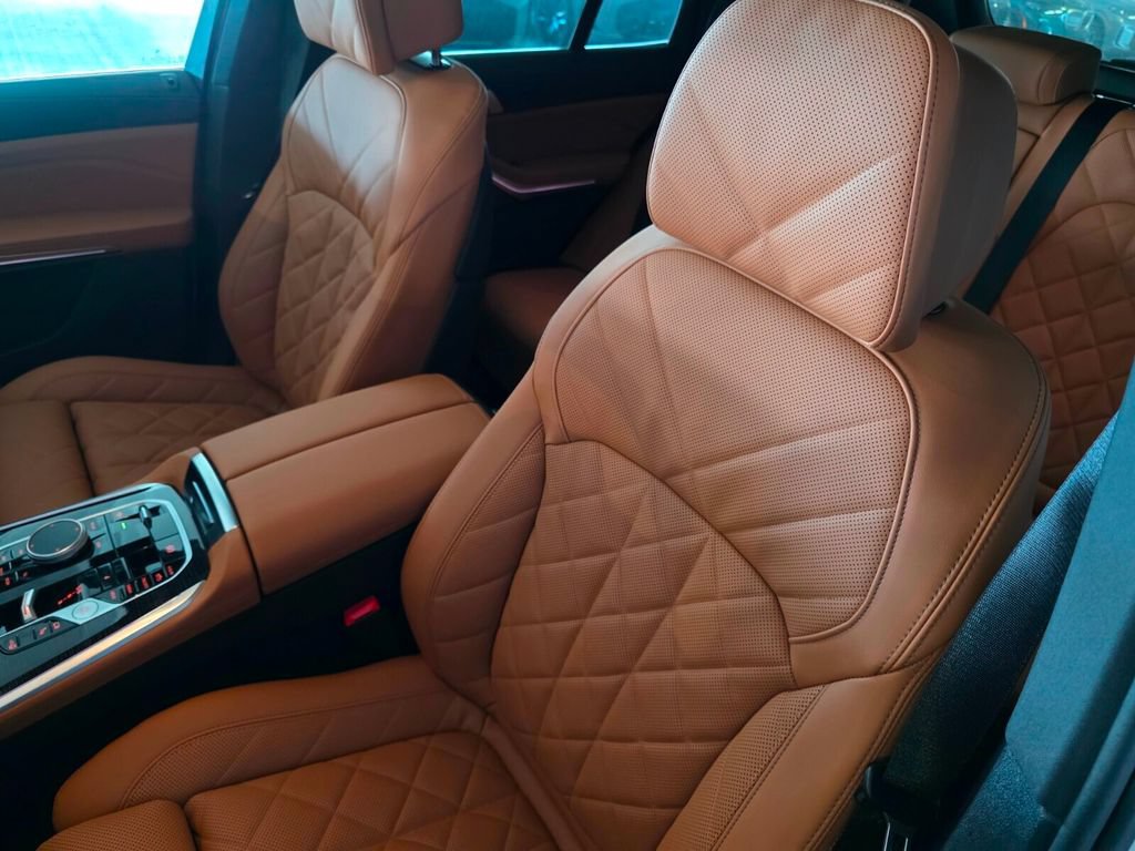 New 2026 BMW X5 sDrive40i w/ M Sport Package RWD image 8