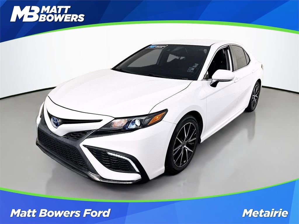 Used 2023 Toyota Camry SE