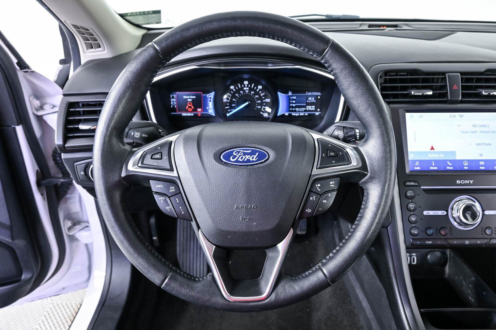 Used 2019 Ford Fusion Energi Titanium FWD image 8