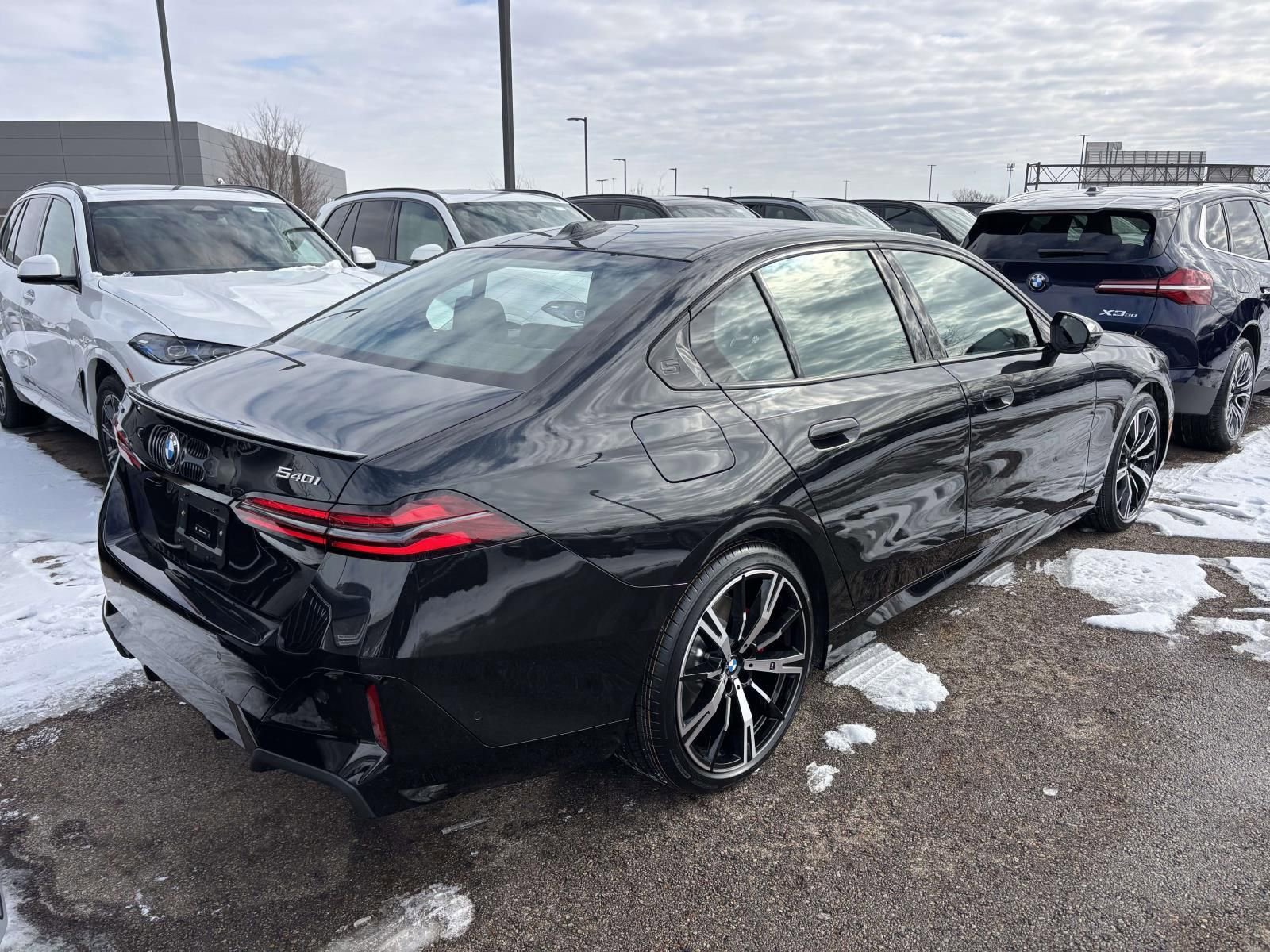 New 2026 BMW 540i xDrive w/ M Sport Package image 6