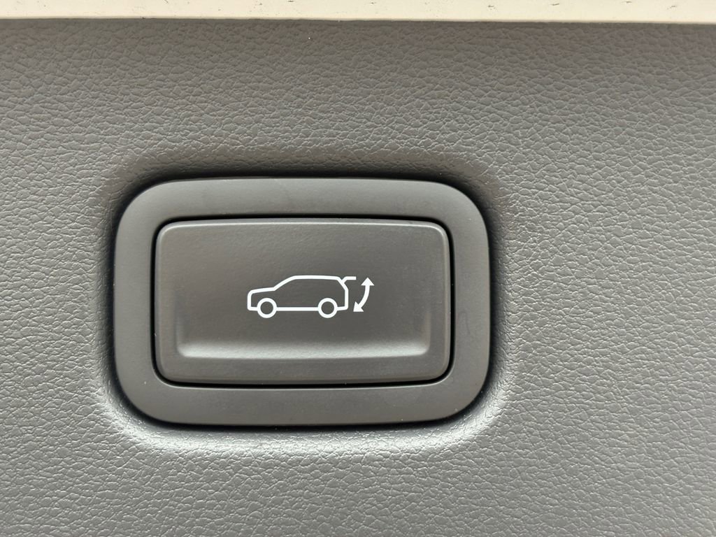 Certified 2024 Hyundai Kona Limited AWD/4WD image 11