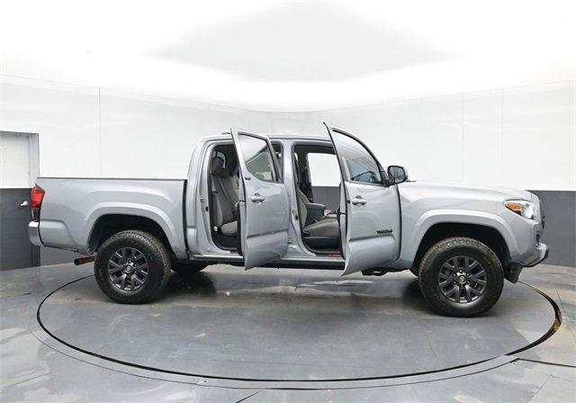 Used 2020 Toyota Tacoma SR5 image 50