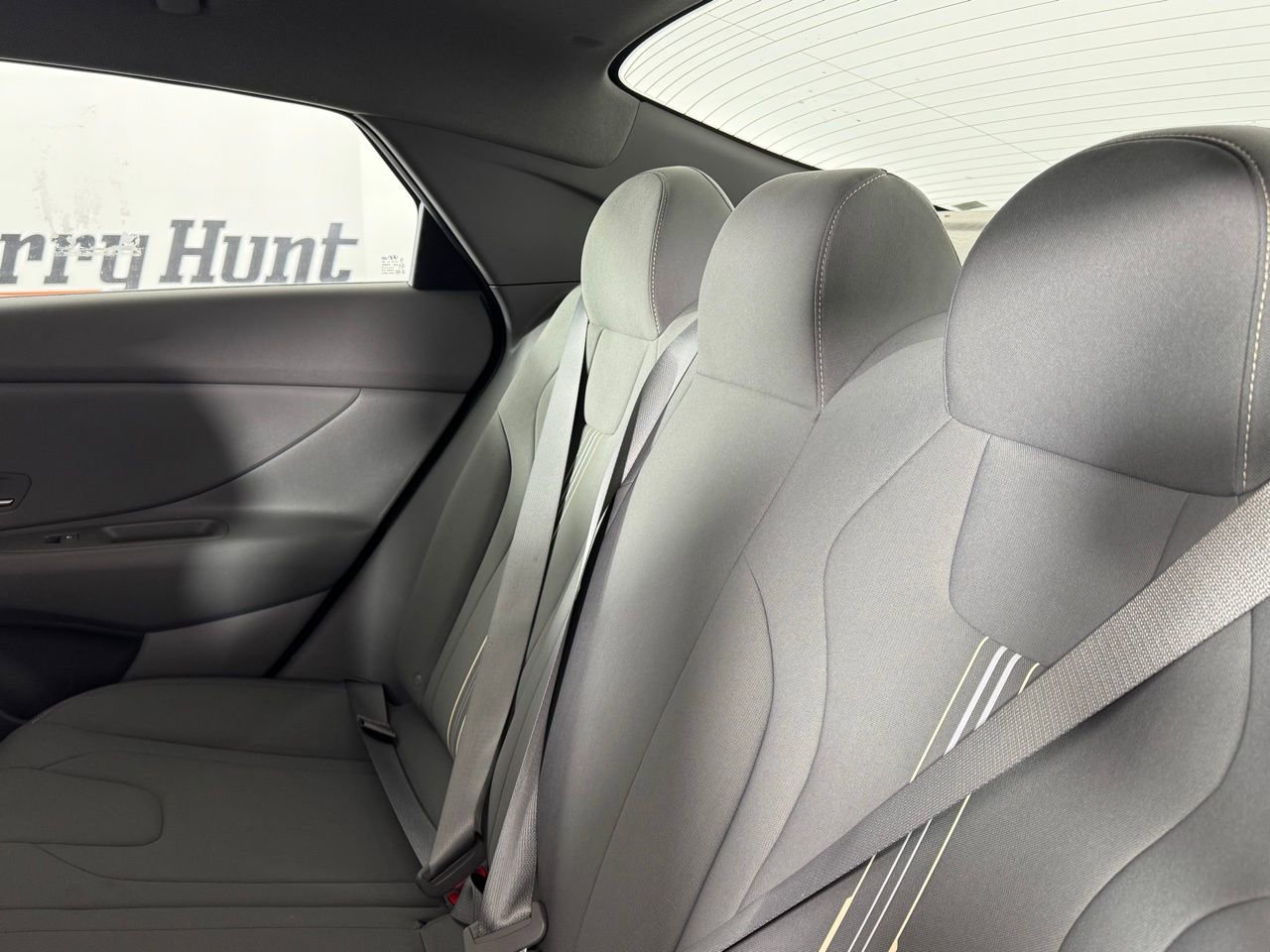 Used 2023 Hyundai Elantra SEL w/ Preferred Accessory Package image 5