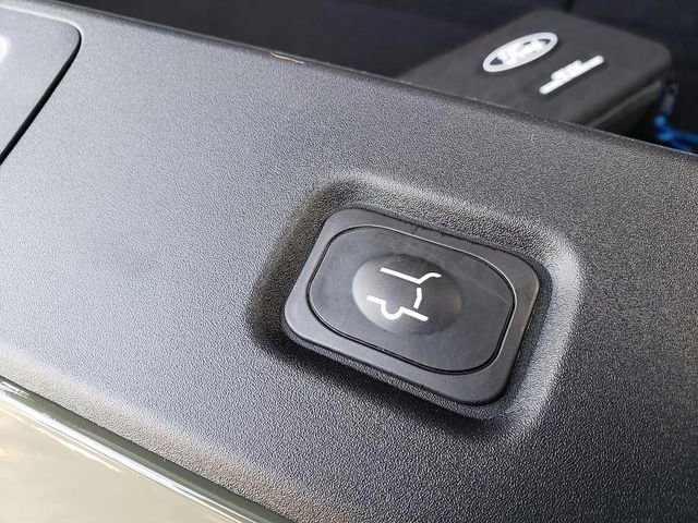 New 2025 Ford Expedition Tremor image 9