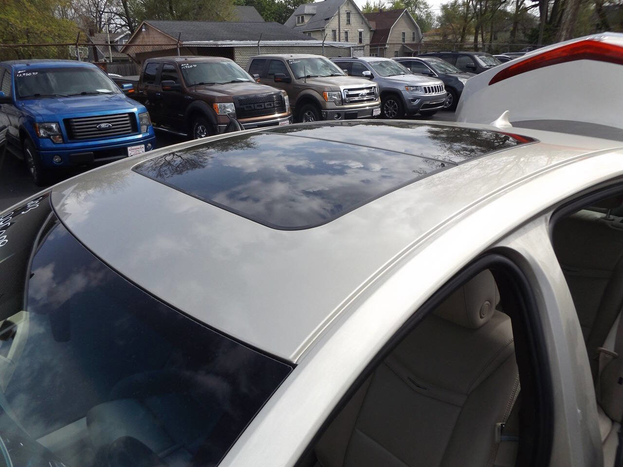 Used 2013 Cadillac XTS Luxury w/ Driver Awareness Package FWD image 15