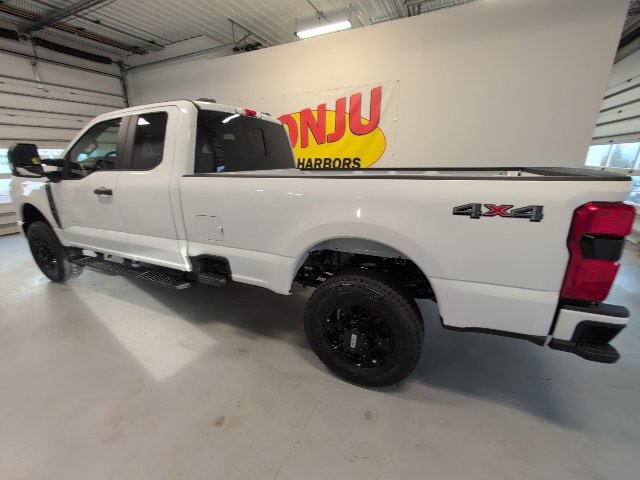 New 2026 Ford F350 XL image 3