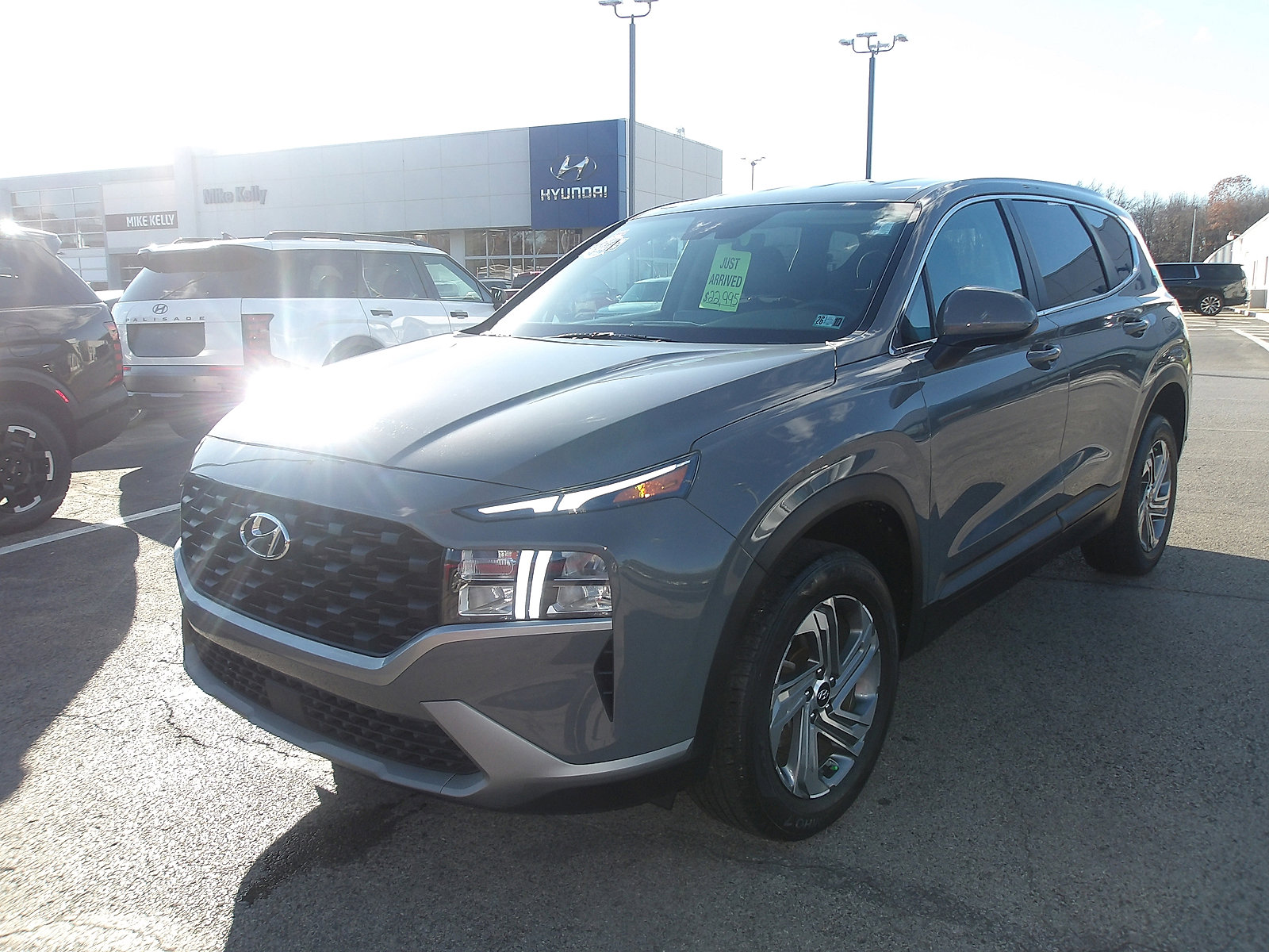 Certified 2022 Hyundai Santa Fe SE image 3