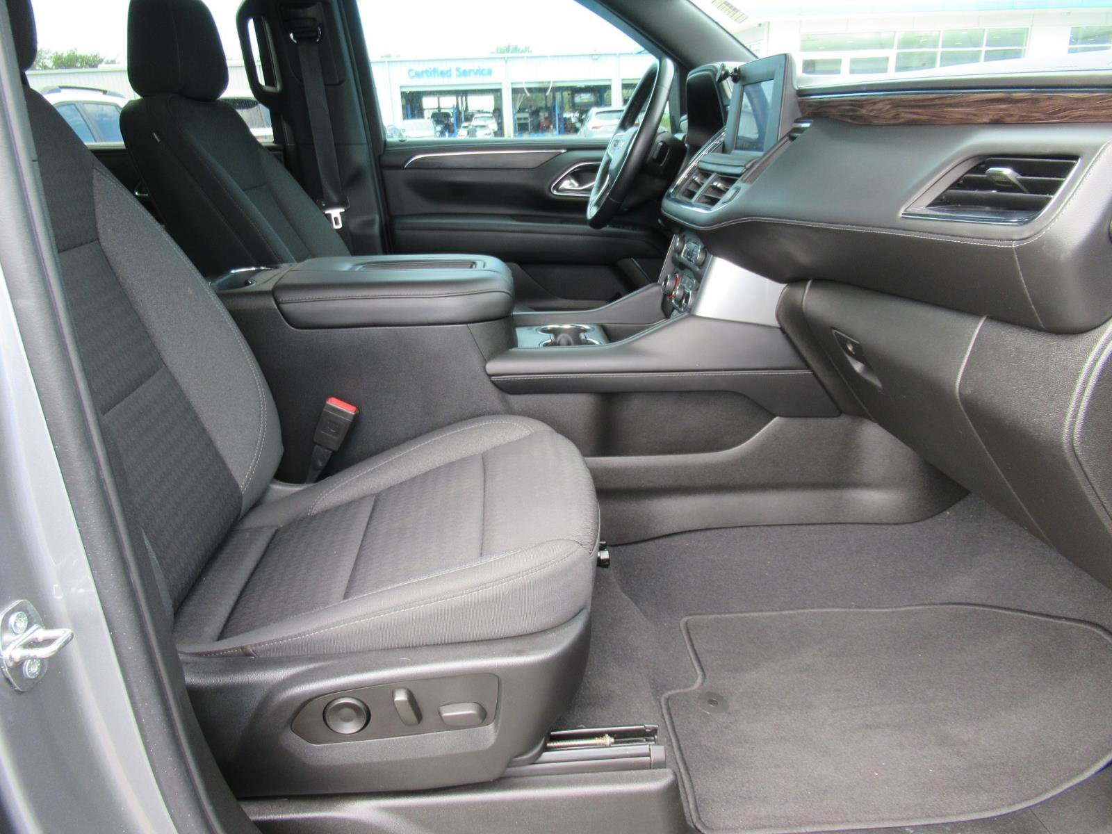 Used 2023 Chevrolet Tahoe LS AWD/4WD image 11