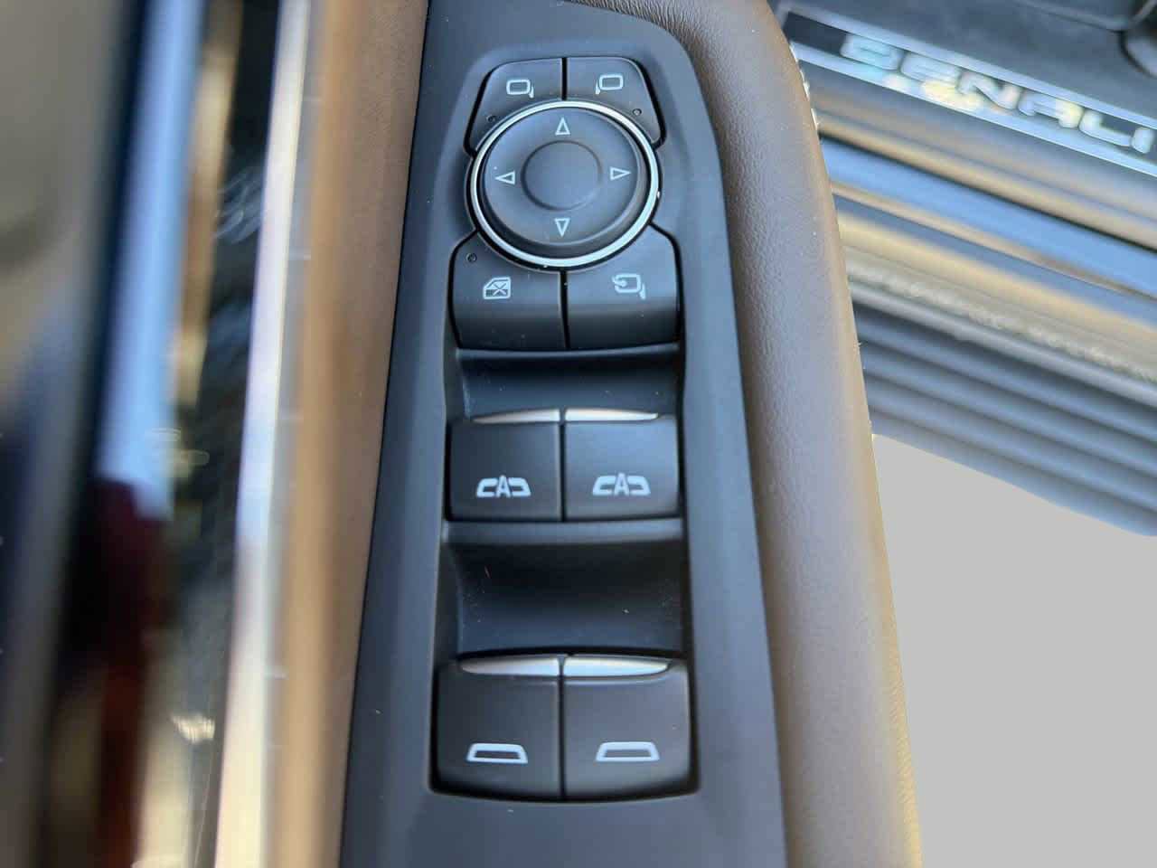 Used 2025 GMC Yukon XL Denali Ultimate image 18