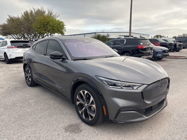 Used 2021 Ford Mustang Mach-E Premium image 3