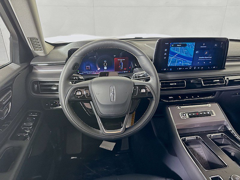 New 2026 Lincoln Aviator AWD image 24