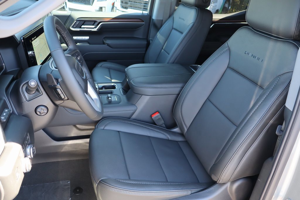 New 2026 GMC Sierra 1500 Denali w/ Denali Reserve Package image 13