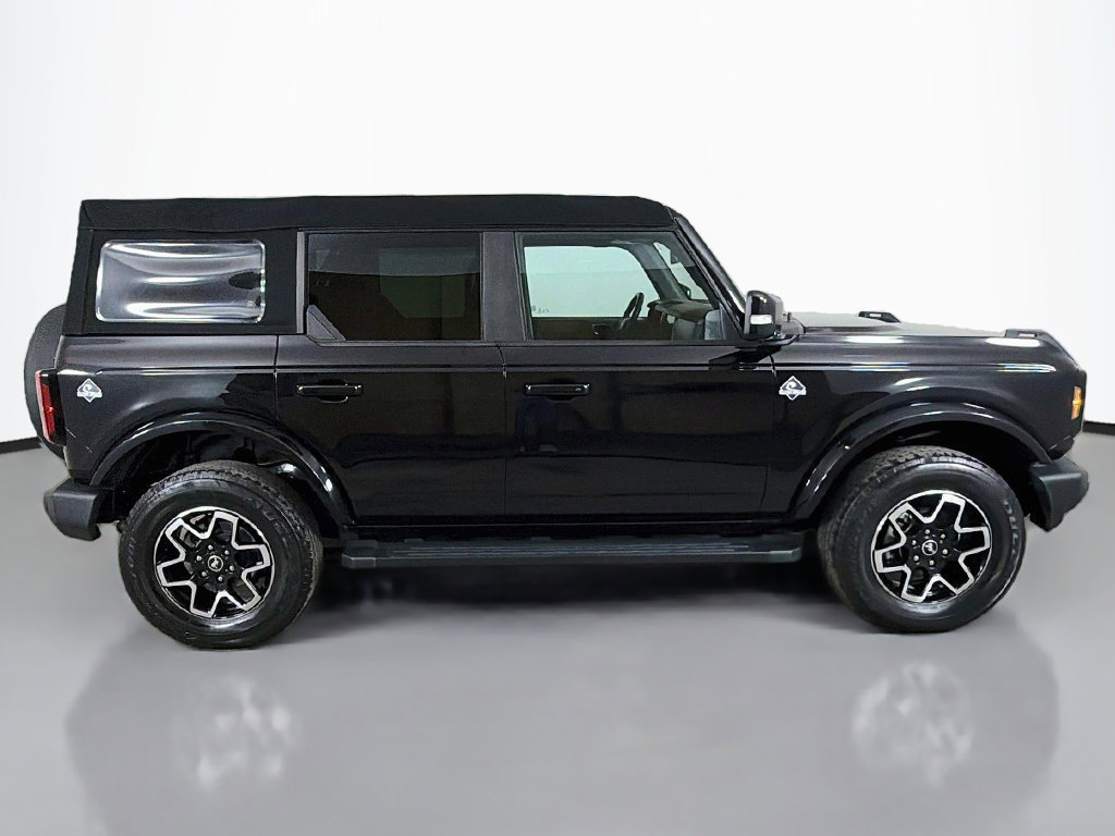 Used 2023 Ford Bronco Outer Banks AWD/4WD image 17