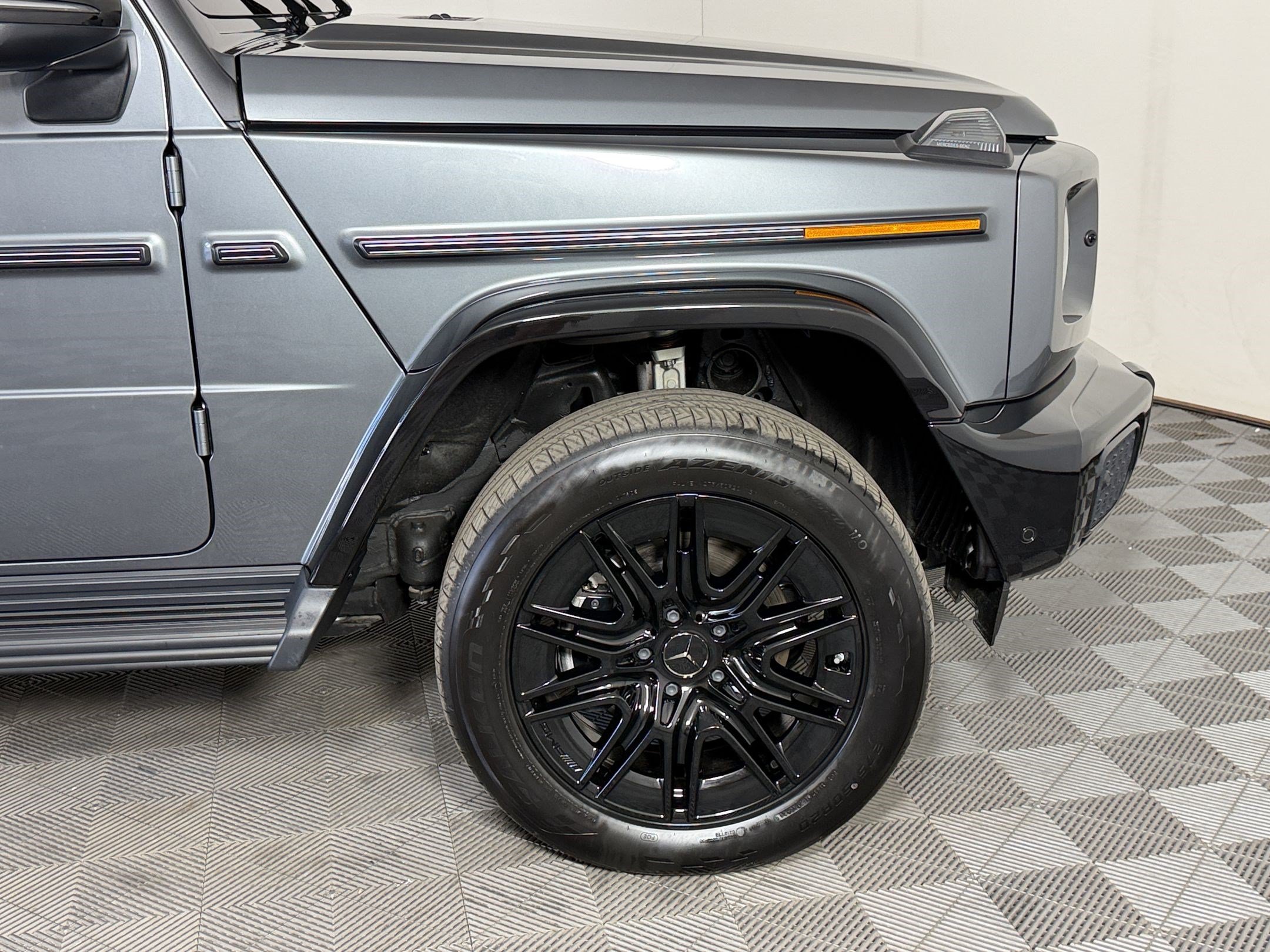 New 2027 Mercedes-Benz G 580 e image 13